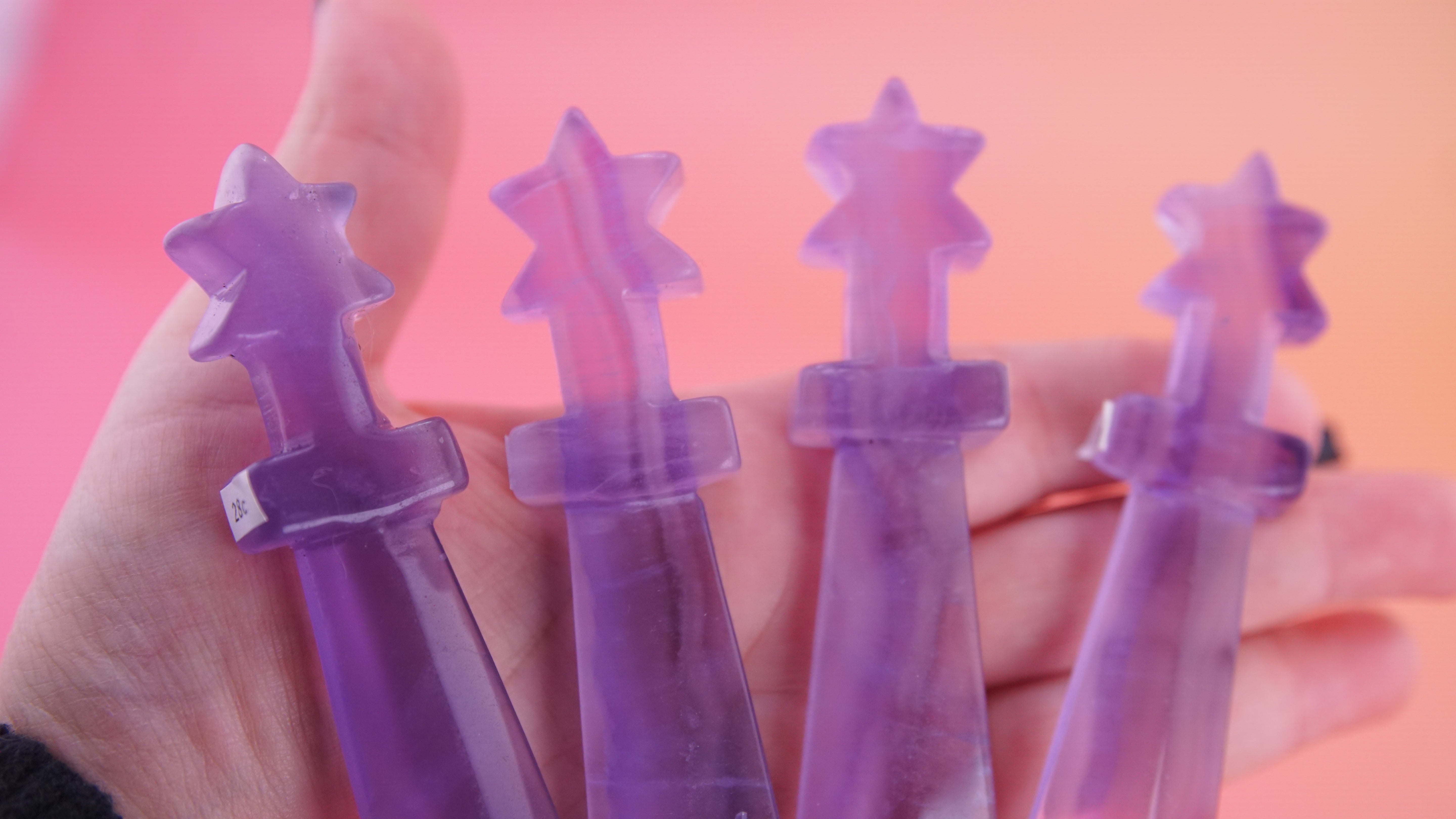 Fluorite Dagger Fandom Carving | Intuitively Selected